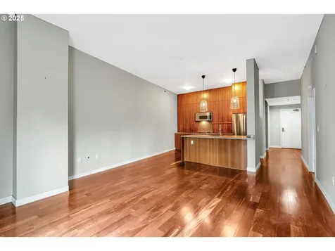 922 NW 11th Avenue Portland OR 97209