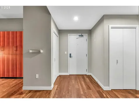 922 NW 11th Avenue Portland OR 97209