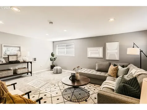 10835 SW 62nd Place Portland OR 97219
