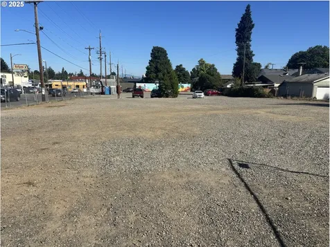 7700 SE Stark Street Portland OR 97215