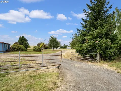 31812 S Highway 213 Molalla OR 97038