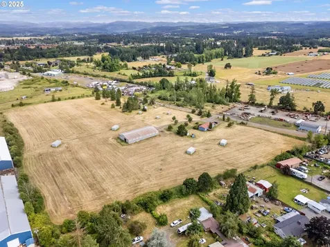 31812 S Highway 213 Molalla OR 97038