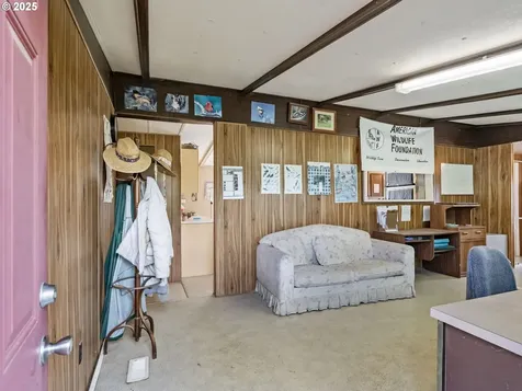 31812 S Highway 213 Molalla OR 97038