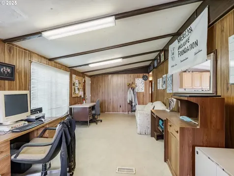 31812 S Highway 213 Molalla OR 97038