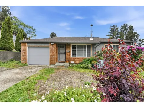 1729 Cottonwood Avenue Coos Bay OR 97420