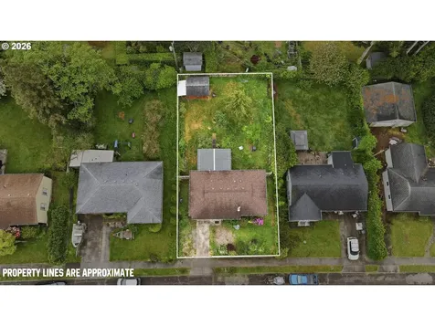 1729 Cottonwood Avenue Coos Bay OR 97420