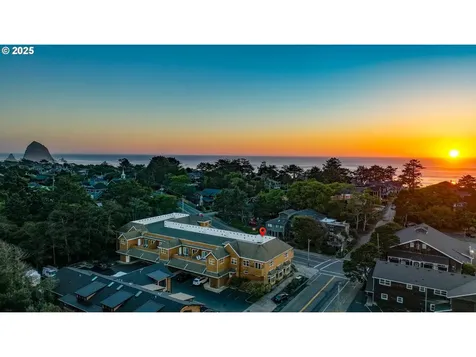 123 S Hemlock Street Cannon Beach OR 97110