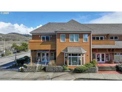 123 S Hemlock Street Cannon Beach OR 97110