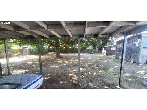 1445 SE 174th Avenue Portland OR 97233