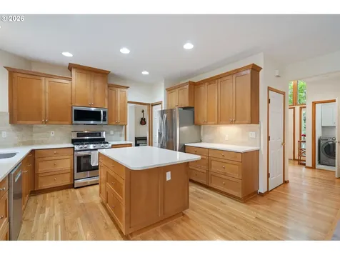 3327 SW Arnold Heights Terrace Portland OR 97219
