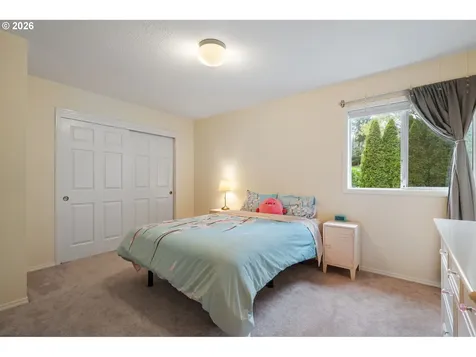 3327 SW Arnold Heights Terrace Portland OR 97219