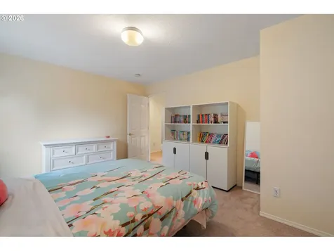 3327 SW Arnold Heights Terrace Portland OR 97219