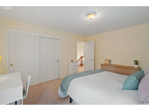 3327 SW Arnold Heights Terrace Portland OR 97219