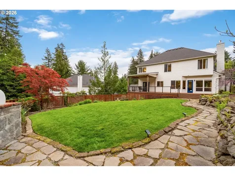 3327 SW Arnold Heights Terrace Portland OR 97219