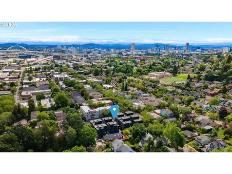 1845 NW 28th Avenue Portland OR 97210