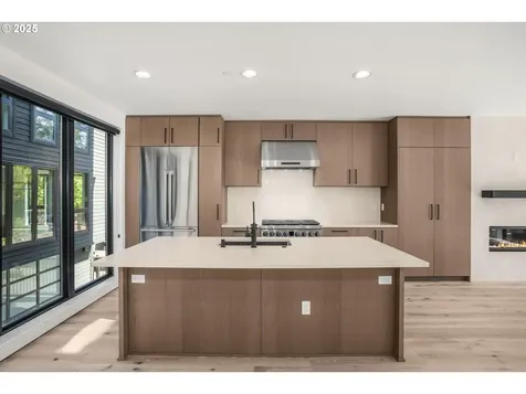 1845 NW 28th Avenue Portland OR 97210