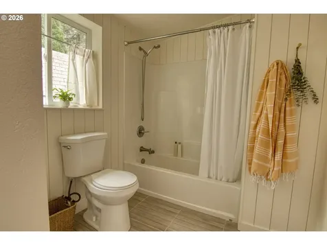 4351 NE 88th Avenue Portland OR 97220