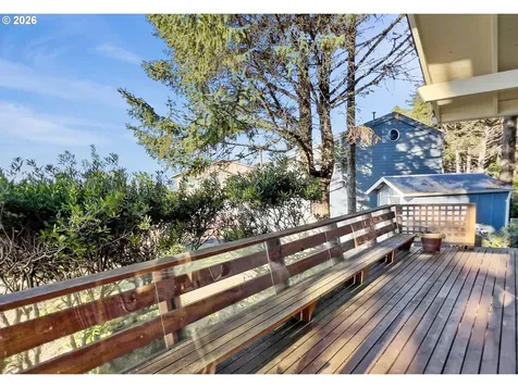 3413 NW Hidden Lake Drive Waldport OR 97394