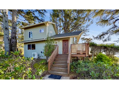 3413 NW Hidden Lake Drive Waldport OR 97394