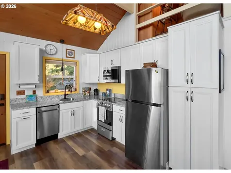 3413 NW Hidden Lake Drive Waldport OR 97394