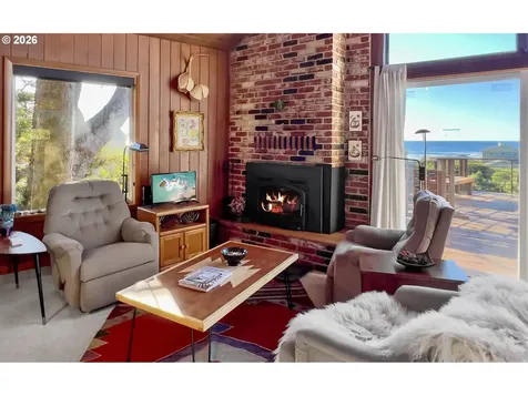 3413 NW Hidden Lake Drive Waldport OR 97394
