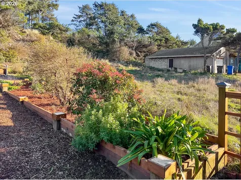 3413 NW Hidden Lake Drive Waldport OR 97394