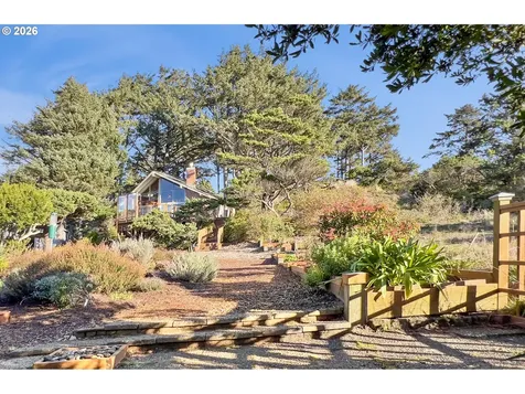 3413 NW Hidden Lake Drive Waldport OR 97394