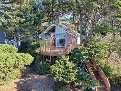 3413 NW Hidden Lake Drive Waldport OR 97394