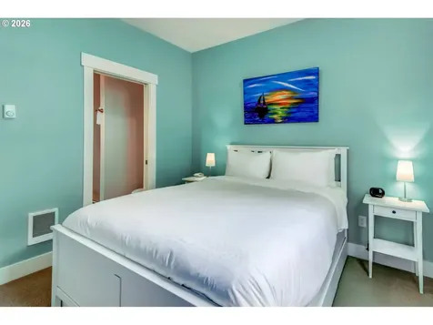 2442 SW Dune Avenue Lincoln City OR 97367