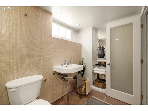 6416 NE 23rd Avenue Portland OR 97211