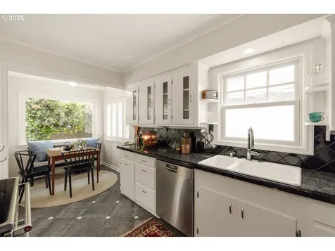 6416 NE 23rd Avenue Portland OR 97211