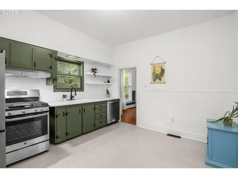 7467 N Jordan Avenue Portland OR 97203