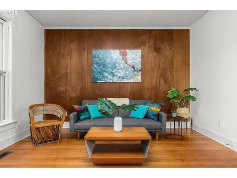 7467 N Jordan Avenue Portland OR 97203