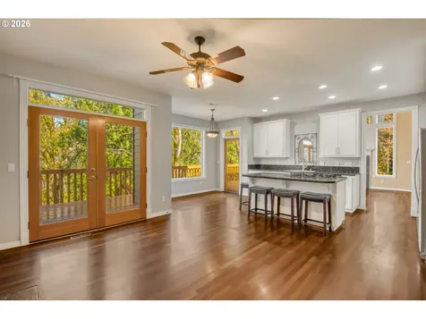 9583 NW Randall Lane Portland OR 97229