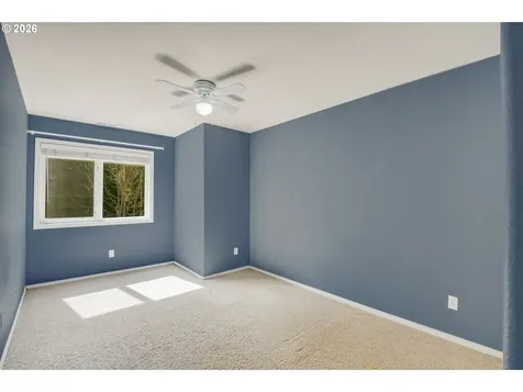 9583 NW Randall Lane Portland OR 97229