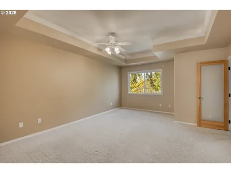 9583 NW Randall Lane Portland OR 97229