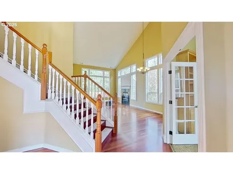 9583 NW Randall Lane Portland OR 97229