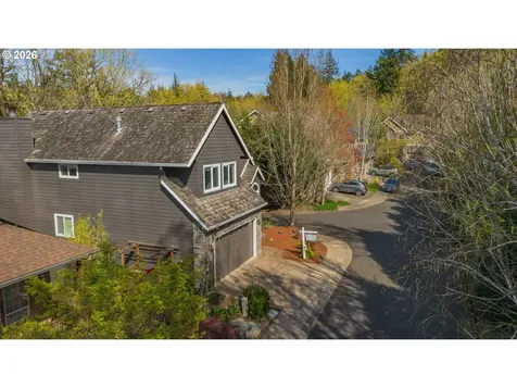 9583 NW Randall Lane Portland OR 97229