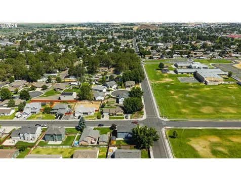 911 SW Joseph Avenue Hermiston OR 97838
