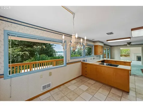 67182 W Westview Road North Bend OR 97459