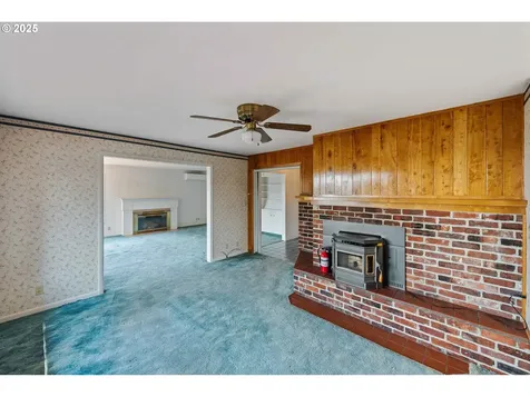 67182 W Westview Road North Bend OR 97459