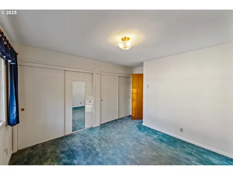 67182 W Westview Road North Bend OR 97459