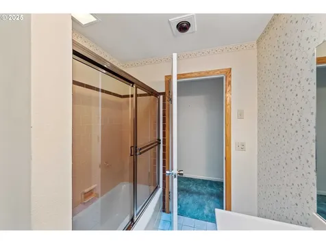 67182 W Westview Road North Bend OR 97459