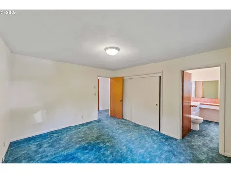 67182 W Westview Road North Bend OR 97459