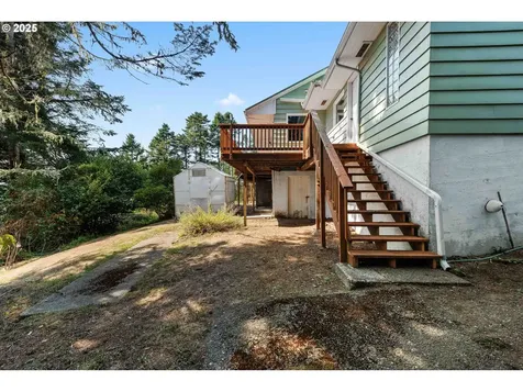 67182 W Westview Road North Bend OR 97459