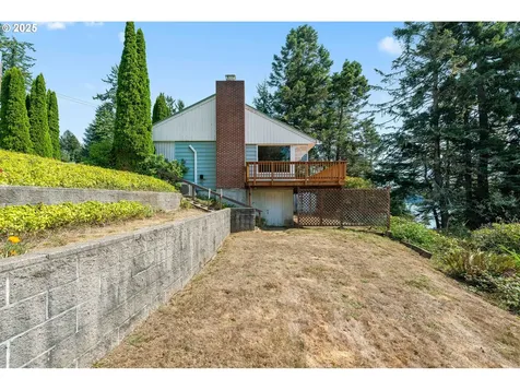 67182 W Westview Road North Bend OR 97459
