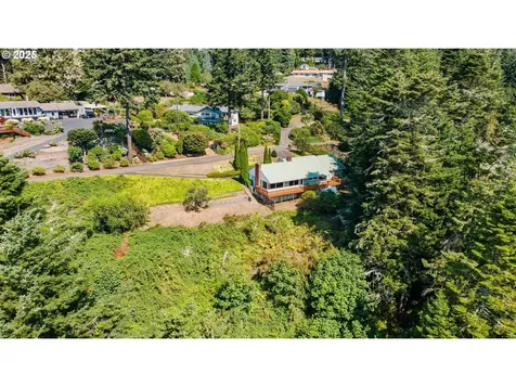 67182 W Westview Road North Bend OR 97459