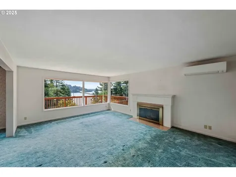 67182 W Westview Road North Bend OR 97459