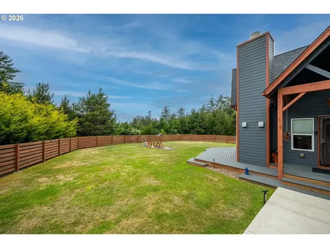 810 SW Wakeetum Street Waldport OR 97394