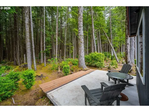 810 SW Wakeetum Street Waldport OR 97394